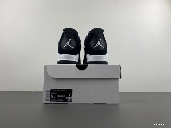 Thunder Air FQ8213-001 Retro Jordan White 4 0628